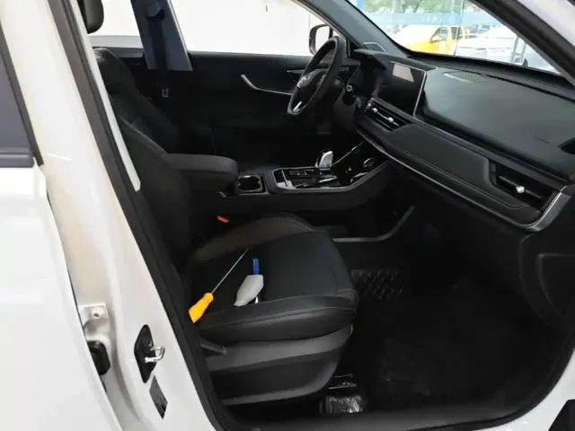 Chery Tiggo 8 — Фото автомобиля 24