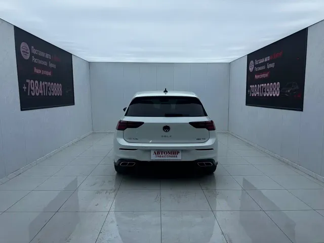 Volkswagen Golf — Фото автомобиля 7