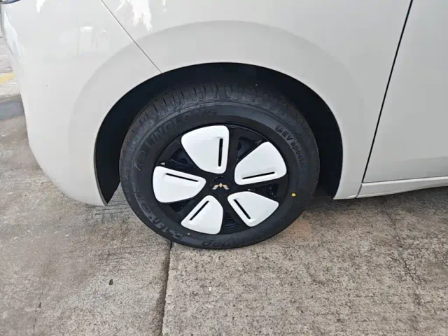 Wuling Hongguang Mini EV — Фото автомобиля 22