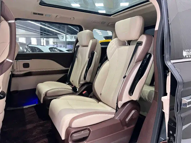 Bestune Besturn M9 — Фото автомобиля 5