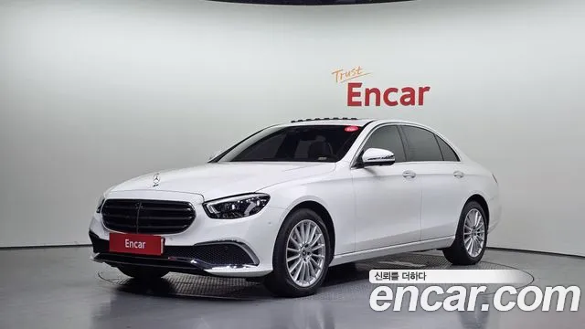 Фотография автомобиля — Mercedes-Benz E-Class W213
