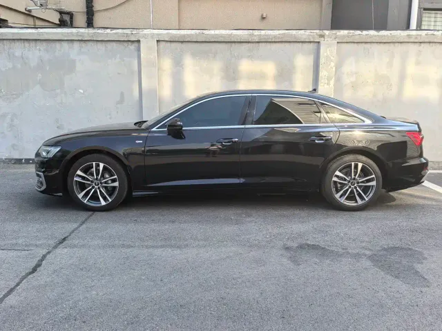 Audi A6L — Фото автомобиля 2