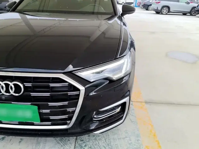 Audi A6L — Фото автомобиля 23