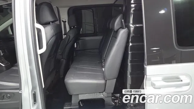 Hyundai Staria Staria — Фото автомобиля 12