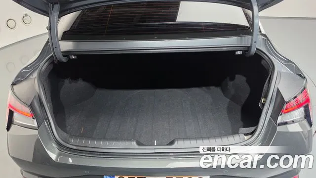 Hyundai Avante CN7 — Фото автомобиля 24