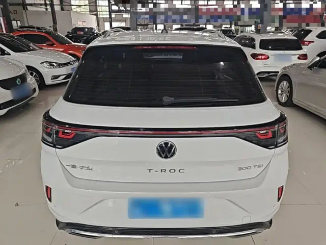 Volkswagen T-Roc — Фото автомобиля 5