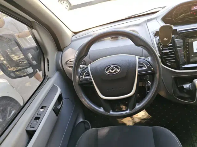 Maxus Xintu V80 — Фото автомобиля 6