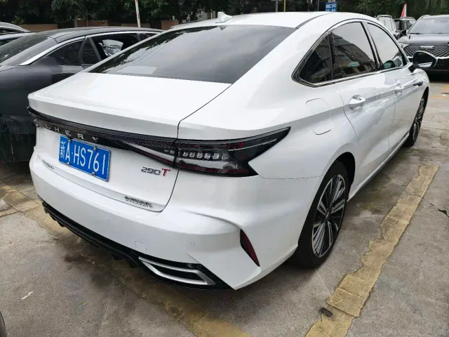 Chery Arrizo 8 — Фото автомобиля 16