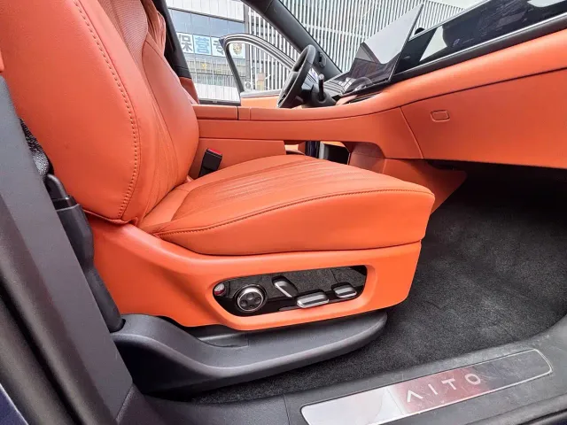 Aito M7 — Фото автомобиля 12