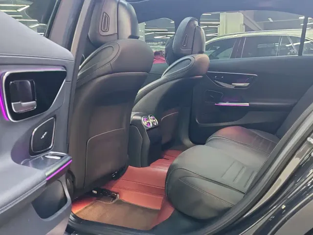 Mercedes-Benz C-Class — Фото автомобиля 9