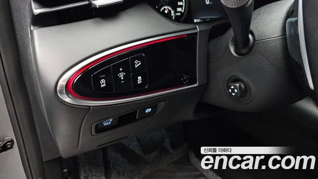 Genesis GV70 2.5T Бензин AWD — Фото автомобиля 19