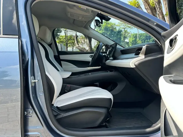BYD Seal 05 DM-i — Фото автомобиля 8