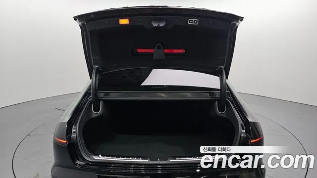 Hyundai Grandeur Grandeur (GN7) 3.5 Бензин 4WD — Фото автомобиля 20