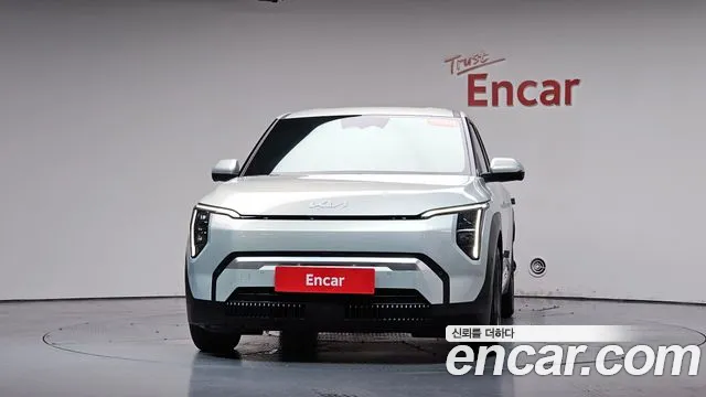 Kia EV3 — Фото автомобиля 3