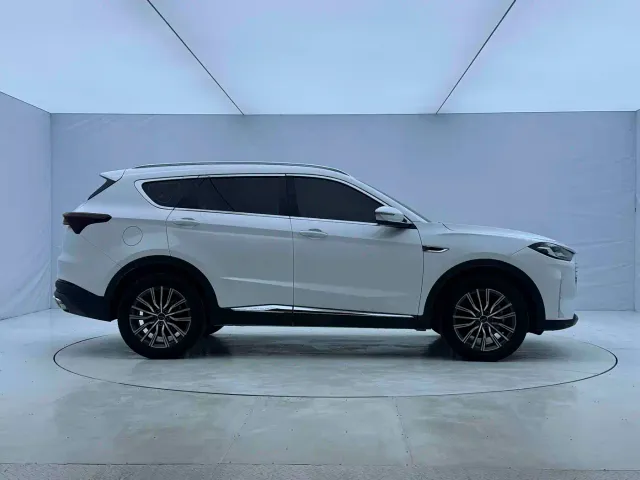 Jetour X70 Plus — Фото автомобиля 7