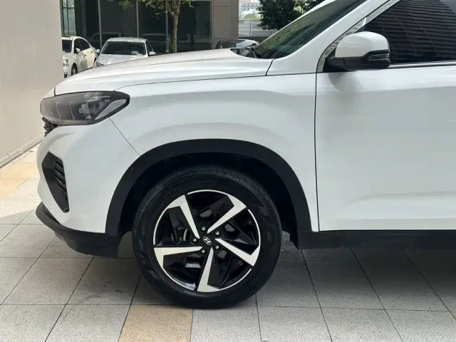 Hyundai ix35 — Фото автомобиля 5