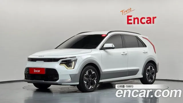 Фотография автомобиля — Kia Niro