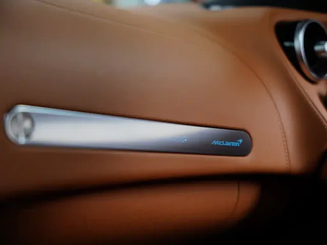 McLaren GT — Фото автомобиля 14