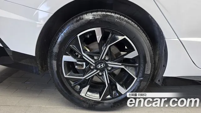 Hyundai Sonata — Фото автомобиля 5