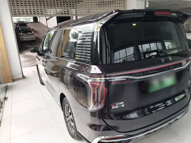 Hongqi HQ9 PHEV — Фото автомобиля 22