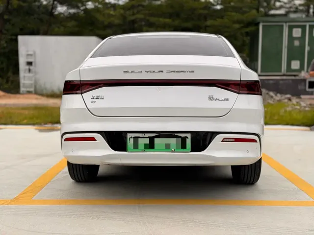 BYD Qin PLUS — Фото автомобиля 20
