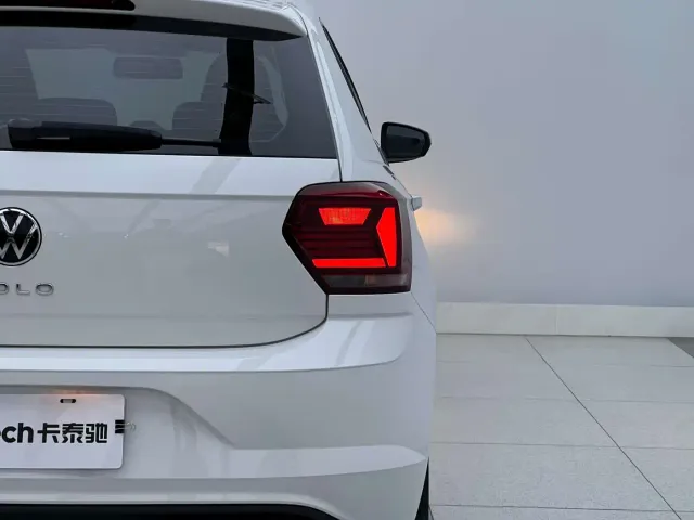 Volkswagen Polo — Фото автомобиля 8