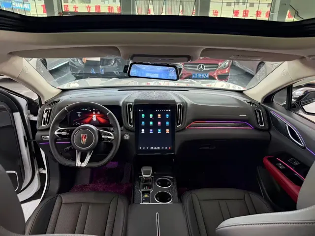 Hongqi HS3 — Фото автомобиля 4
