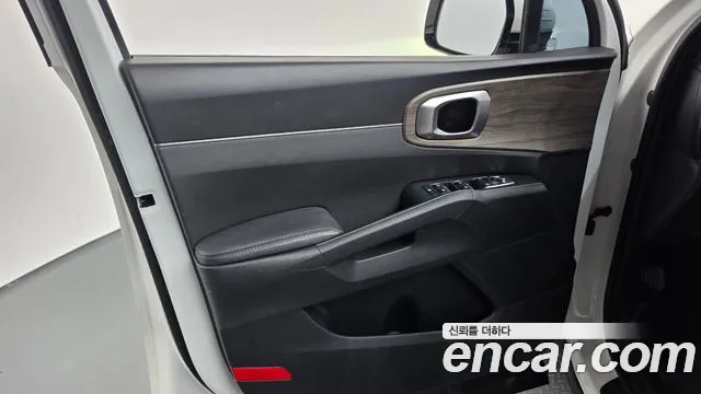 Kia Sorento Sorento 4-е поколение Дизель 2.2 2WD — Фото автомобиля 22