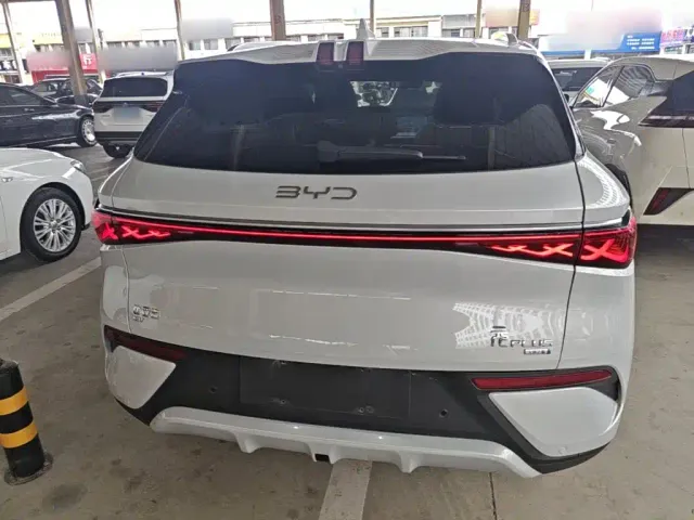 BYD Yuan PLUS — Фото автомобиля 5