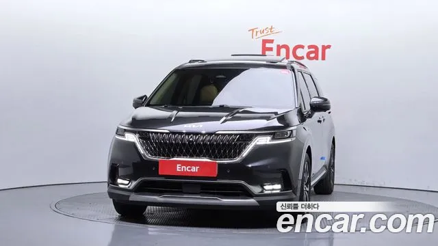 Kia Canival — Фото автомобиля 3