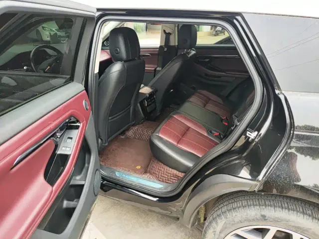 Land Rover Range Rover Evoque — Фото автомобиля 11