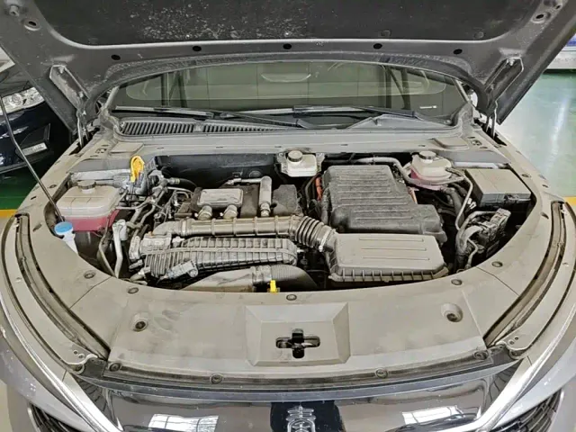 BYD Qin L — Фото автомобиля 19