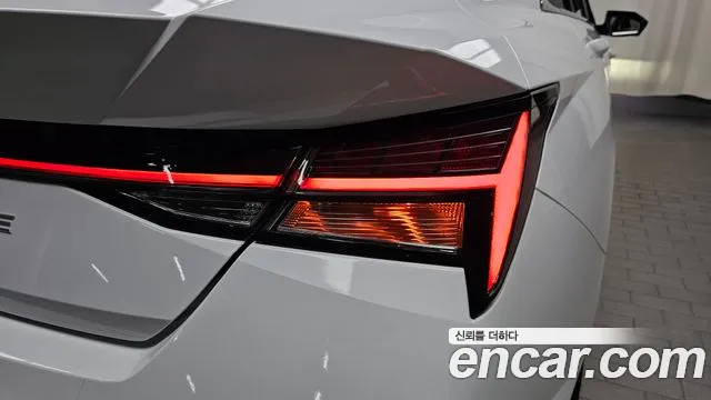 Hyundai Avante CN7 — Фото автомобиля 8