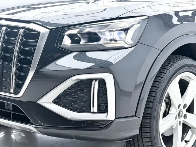 Audi Q2L — Фото автомобиля 4
