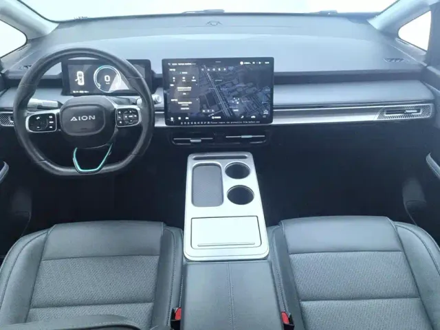 GAC Aion Y — Фото автомобиля 12