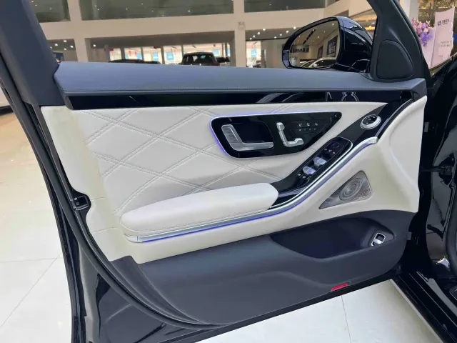 Mercedes-Benz Maybach S-Class — Фото автомобиля 8