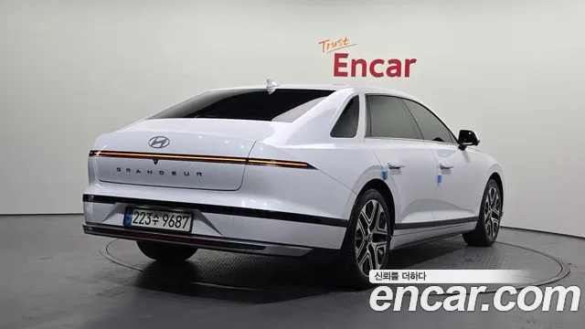 Hyundai Grandeur — Фото автомобиля 2