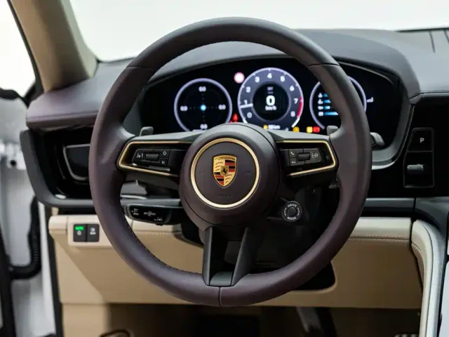 Porsche Panamera — Фото автомобиля 13