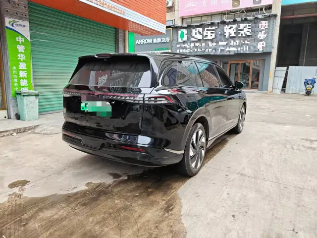 Dongfeng eπ 008 — Фото автомобиля 9