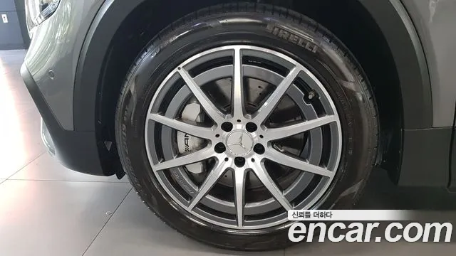 Mercedes-Benz GLB-Class — Фото автомобиля 5