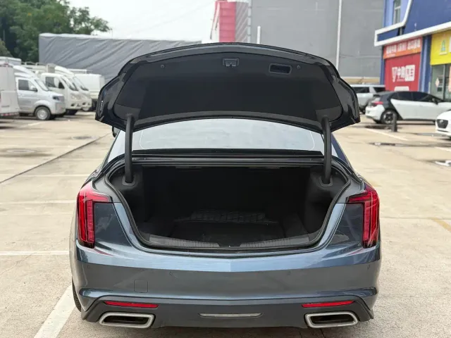 Cadillac CT5 — Фото автомобиля 11