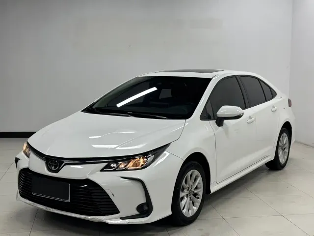 Toyota Corolla — Фото автомобиля 2