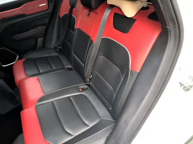 Geely ICON — Фото автомобиля 16