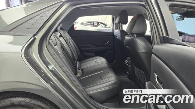 Hyundai Avante CN7 — Фото автомобиля 17