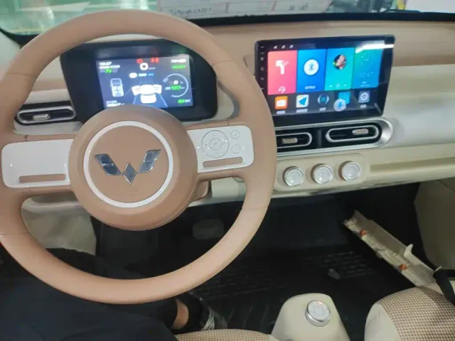 Wuling Hongguang Mini EV — Фото автомобиля 9