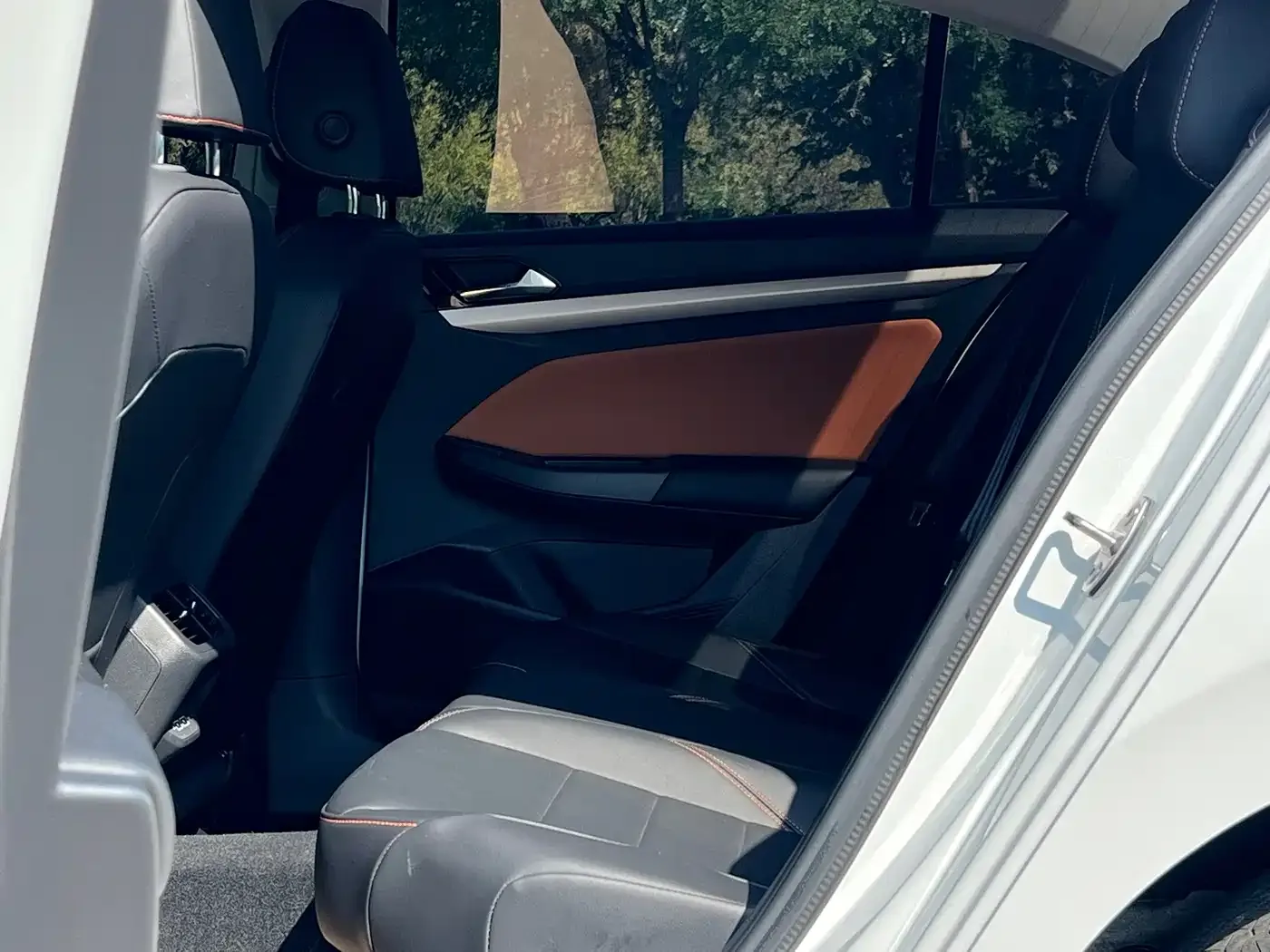 Volkswagen Bora 2023 Model 280TSI DSG Comfort Edition — Фото автомобиля 24