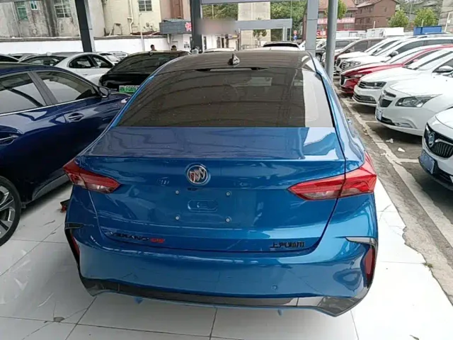 Buick Verano — Фото автомобиля 5