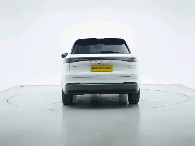 Geely Galaxy Galaxy Starship 7 EM-i 2025 Model 55km Voyage Edition — Фото автомобиля 4