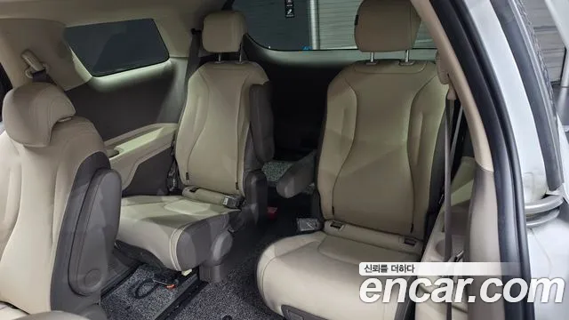 Kia Canival Carnival 4 поколение Дизель 9 мест Prestige — Фото автомобиля 12