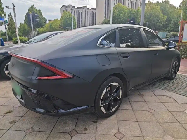 Wuling Starlight — Фото автомобиля 6